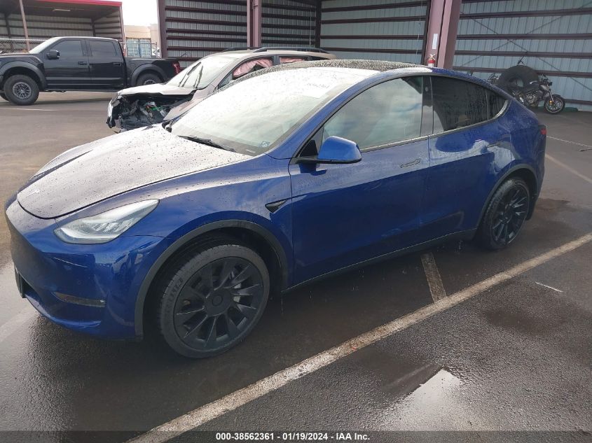 2021 TESLA MODEL Y STANDARD RANGE REAR-WHEEL DRIVE - 5YJYGDEDXMF124687