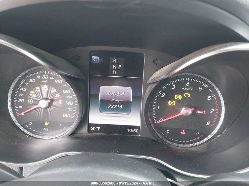 VIN 55SWF4KB9JU276435 2018 MERCEDES-BENZ C 300 4MATIC