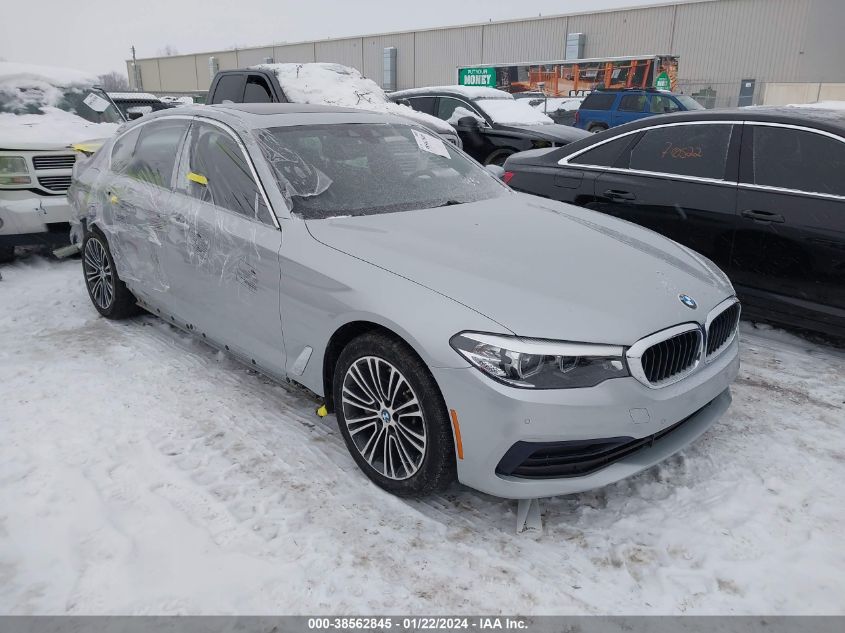 VIN WBAJA7C53KWW46017 2019 BMW 530I no.1