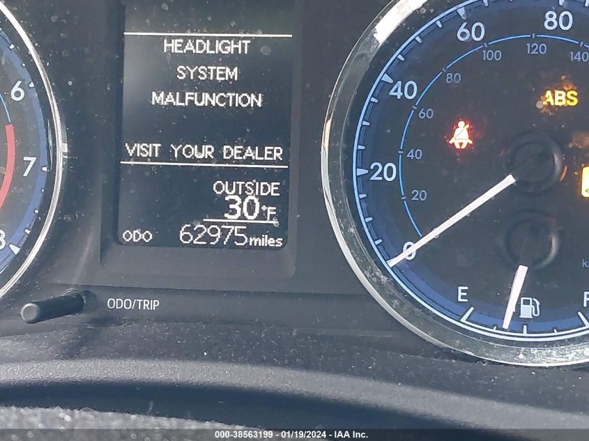 2018 TOYOTA COROLLA LE - 2T1BURHE7JC080194