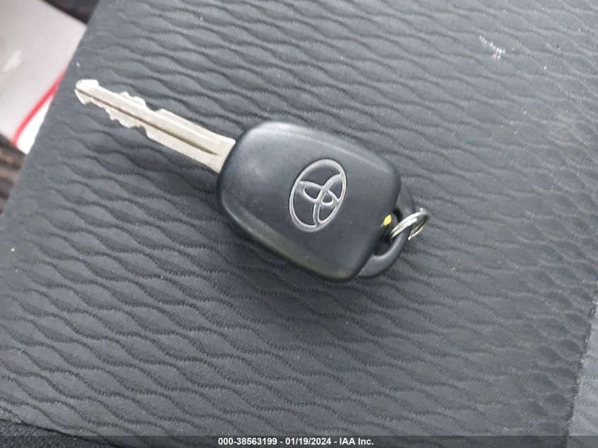 2018 TOYOTA COROLLA LE - 2T1BURHE7JC080194