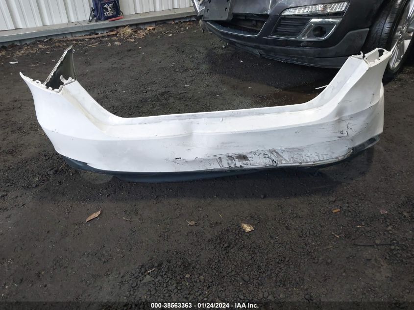 2021 TOYOTA CAMRY LE - 4T1C11AK1MU467888