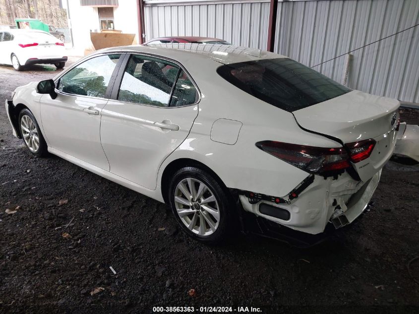 2021 TOYOTA CAMRY LE - 4T1C11AK1MU467888