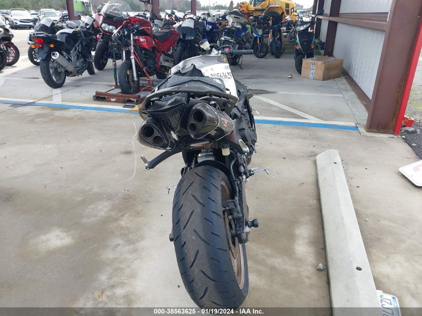 2014 YAMAHA YZFR1 JYARN23E2EA017097