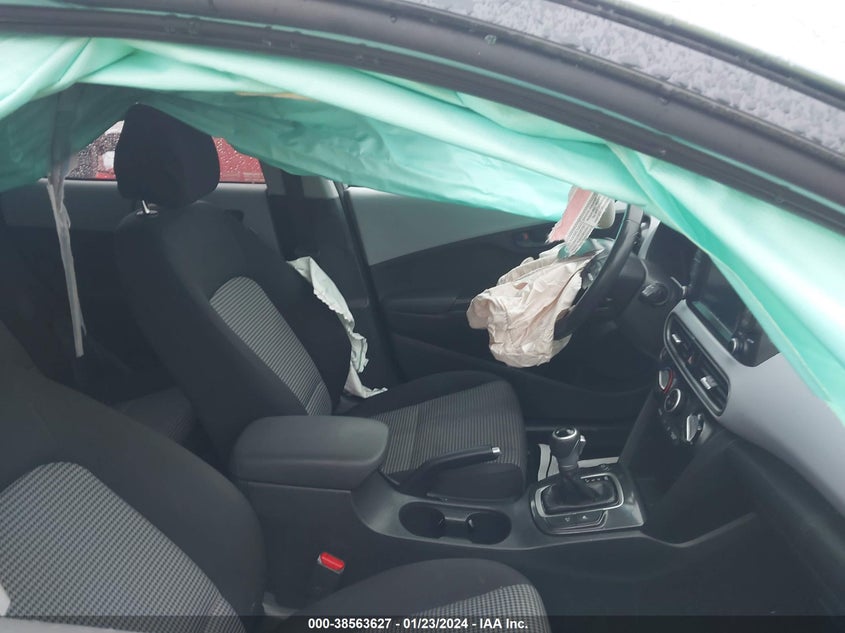 VIN KM8K22AA7LU402502 2020 HYUNDAI KONA SEL