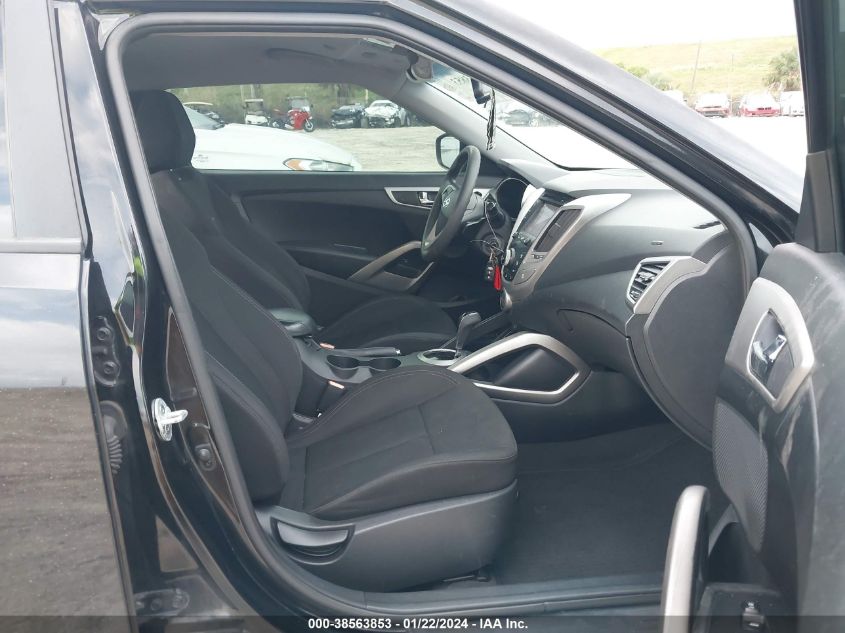 2013 HYUNDAI VELOSTER - KMHTC6AD1DU145616