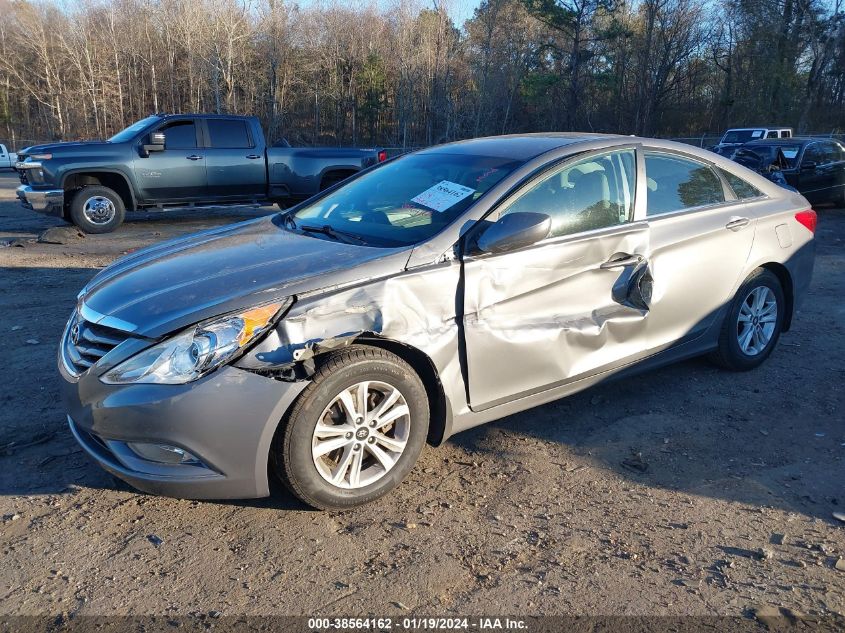 2013 HYUNDAI SONATA GLS - 5NPEB4AC2DH657889