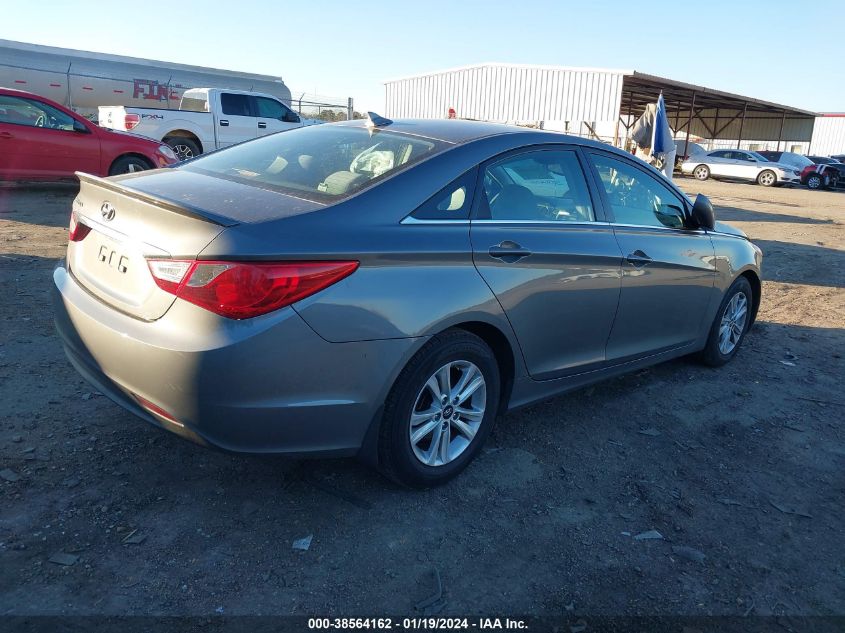 2013 HYUNDAI SONATA GLS - 5NPEB4AC2DH657889