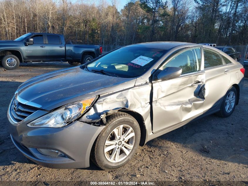 2013 HYUNDAI SONATA GLS - 5NPEB4AC2DH657889