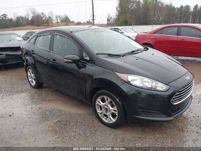 Lot #2536952518 2014 FORD FIESTA SE salvage car