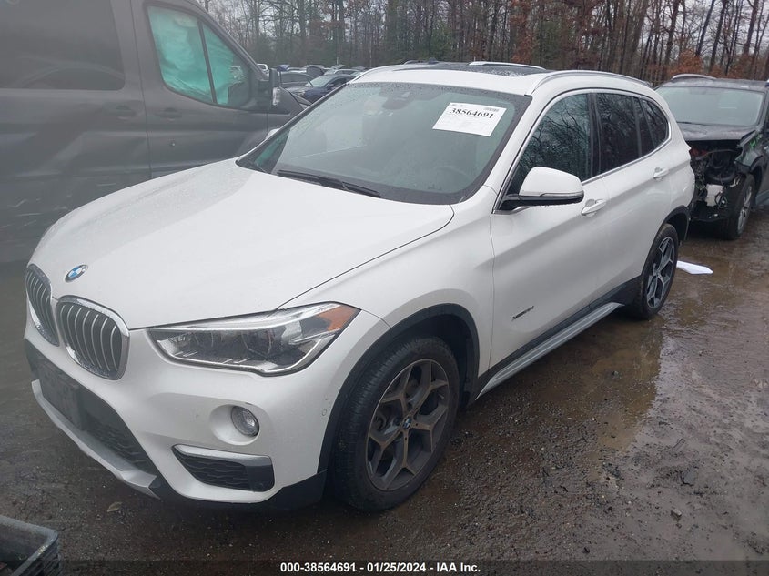 VIN WBXHT3C32H5F73083 2017 BMW X1 XDRIVE28I