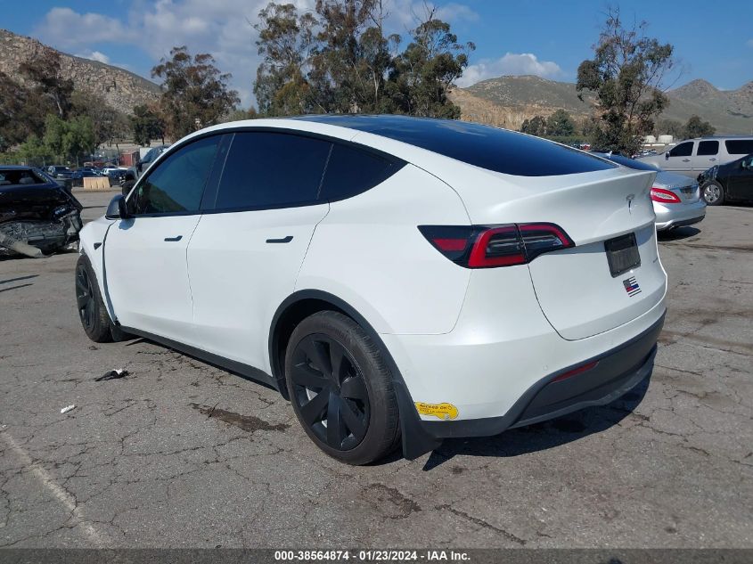 2022 TESLA MODEL Y - 7SAYGDEE8NF346593