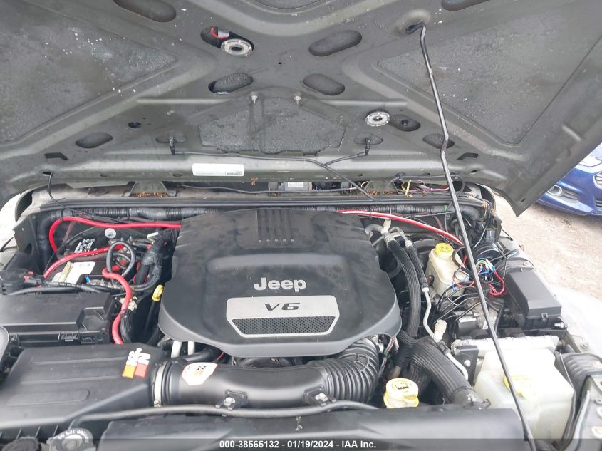 2015 JEEP WRANGLER UNLIMITED SPORT - 1C4BJWDG9FL636360