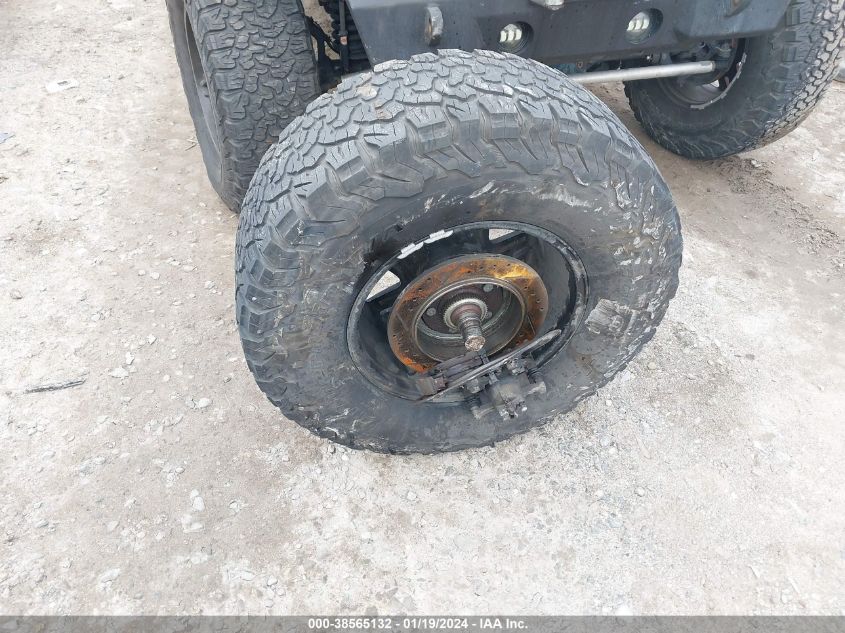 2015 JEEP WRANGLER UNLIMITED SPORT - 1C4BJWDG9FL636360