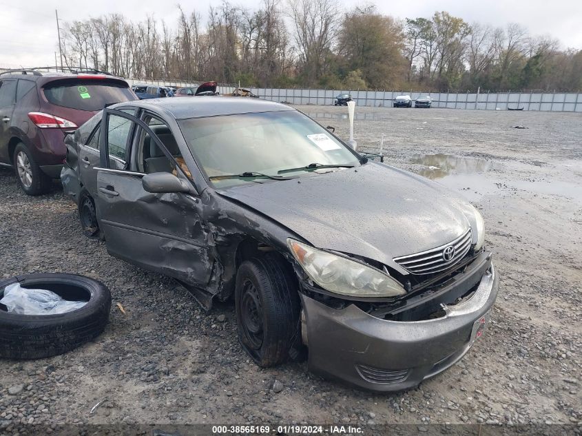 Lot #2539237973 2005 TOYOTA CAMRY LE salvage car