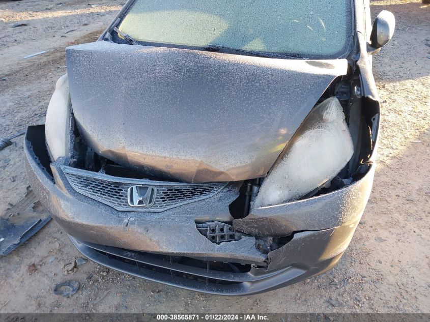 2013 HONDA FIT - JHMGE8H38DC019119