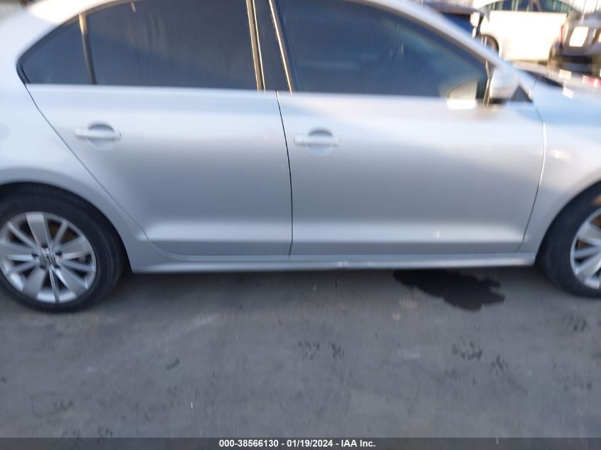 2015 VOLKSWAGEN JETTA 1.8T SE - 3VWD07AJ4FM416556