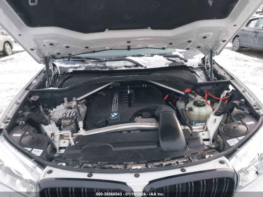 5UXKR0C51J0X85666 2018 BMW X5, photo no. 10