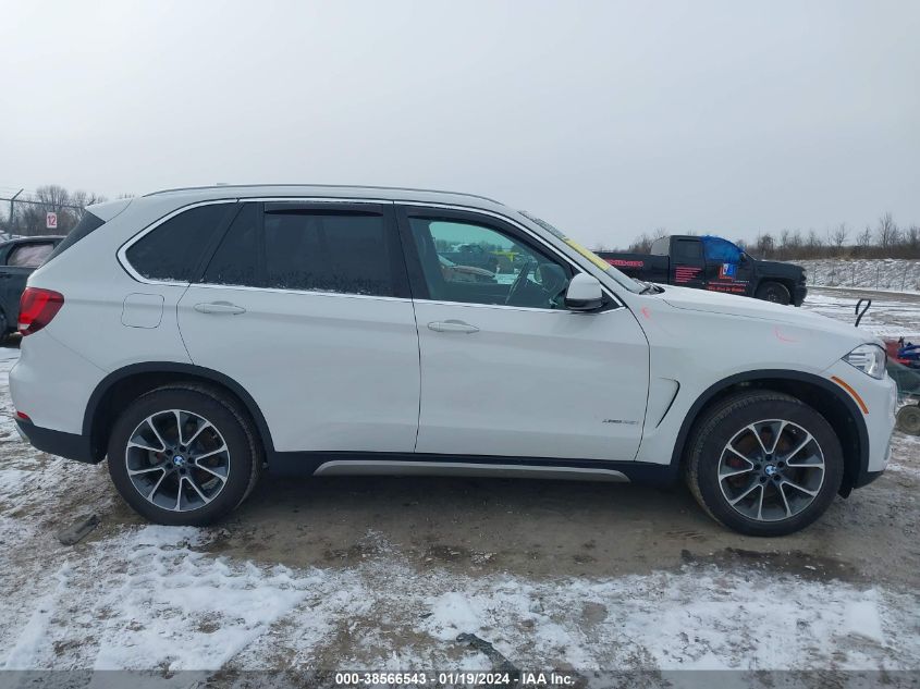 5UXKR0C51J0X85666 2018 BMW X5, photo no. 13