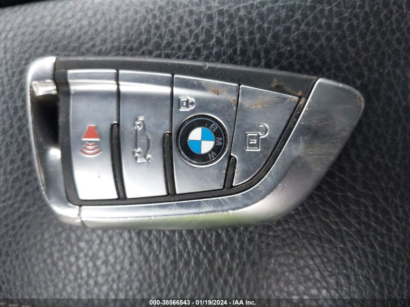 5UXKR0C51J0X85666 2018 BMW X5, photo no. 11