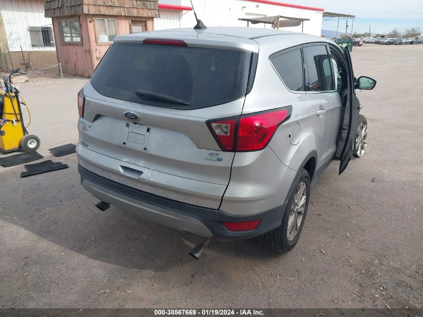 2019 FORD ESCAPE SE - 1FMCU9G92KUB33747