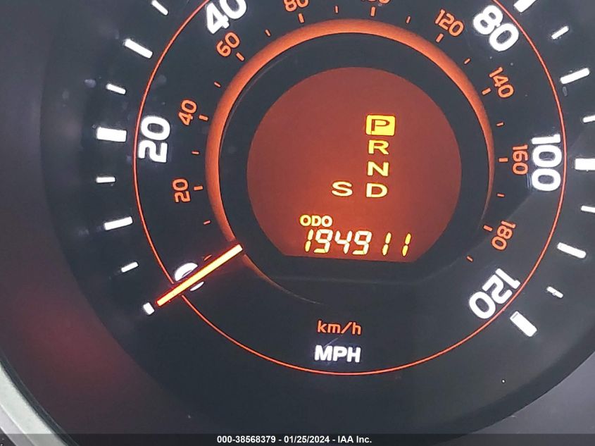 2013 TOYOTA 4RUNNER LIMITED - JTEZU5JR4D5061037