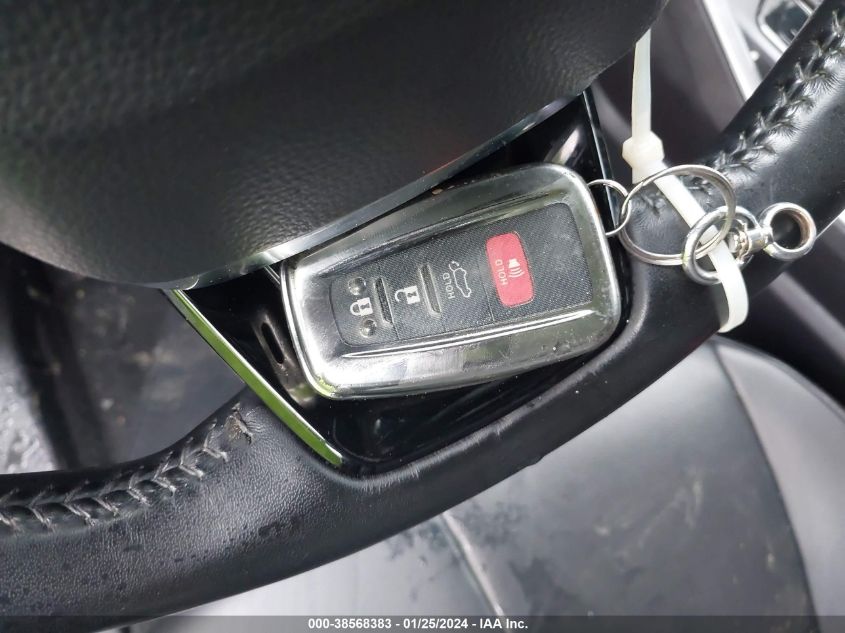 2021 TOYOTA HIGHLANDER XLE - 5TDGZRBH1MS547891