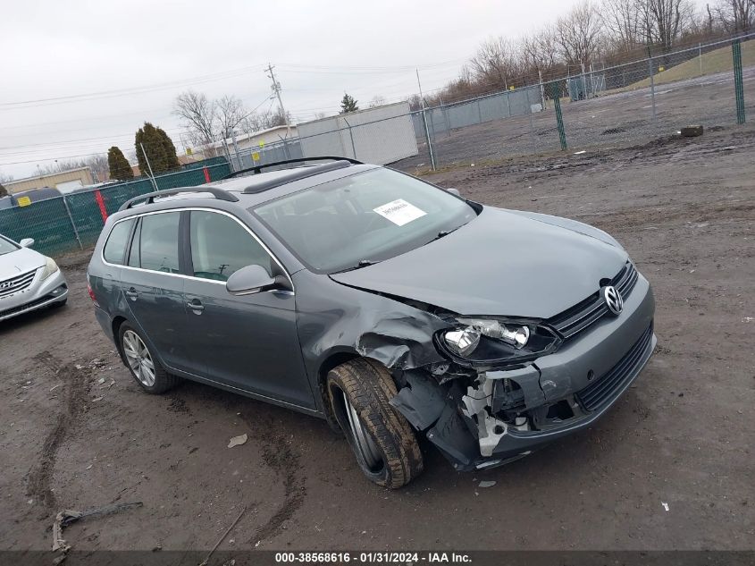 2014 VOLKSWAGEN JETTA SPORTWAGEN 2.5L SE - 3VWPP7AJ2EM611420