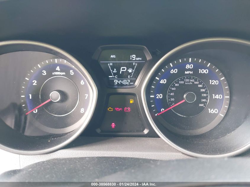 2015 HYUNDAI ELANTRA SE - 5NPDH4AE5FH610340