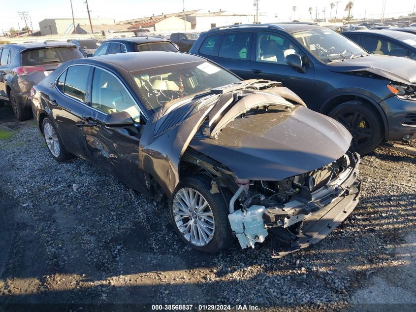 2018 TOYOTA CAMRY XLE - 4T1B11HK3JU028723