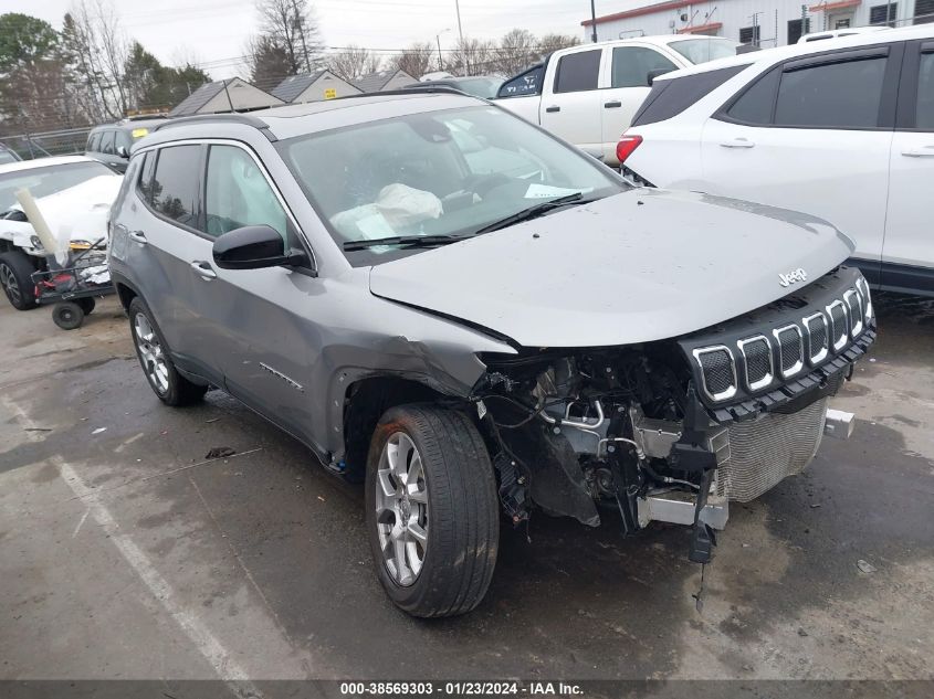 Lot #2539237966 2022 JEEP COMPASS LATITUDE LUX 4X4 salvage car