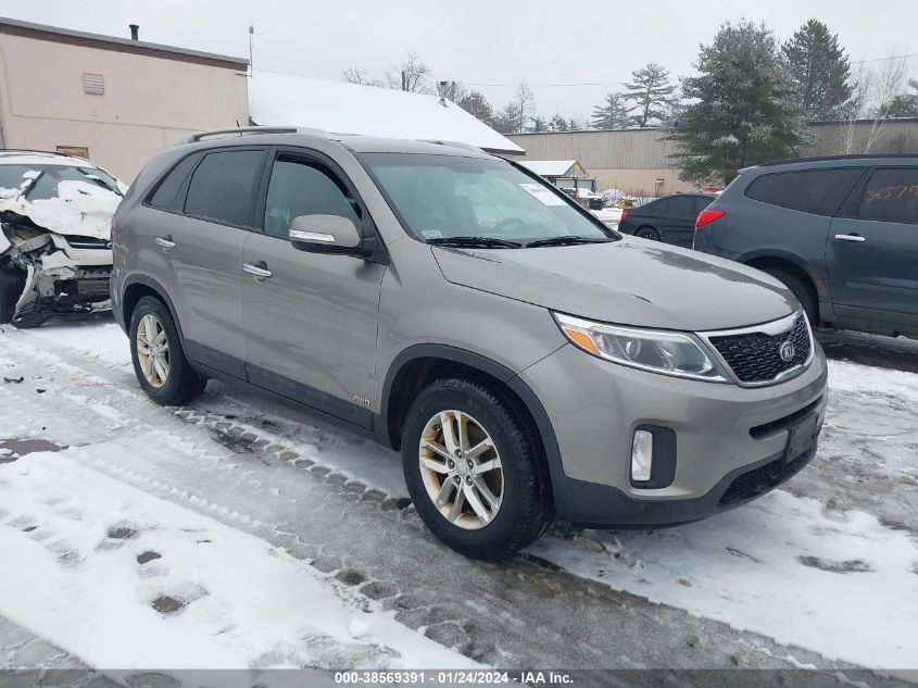 2015 KIA SORENTO LX - 5XYKTCA64FG631874