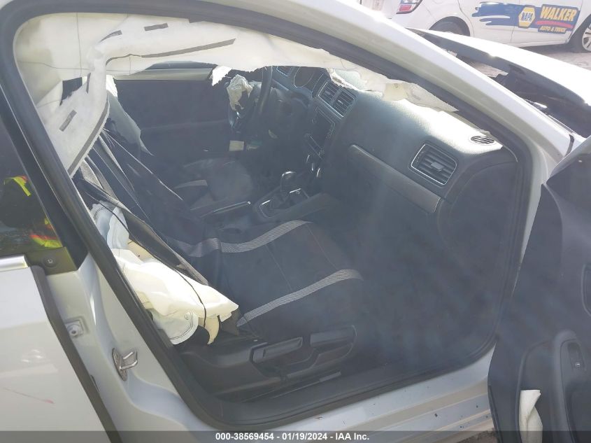 2018 VOLKSWAGEN JETTA 1.4T SE/1.4T WOLFSBURG EDITION - 3VWDB7AJ0JM256971