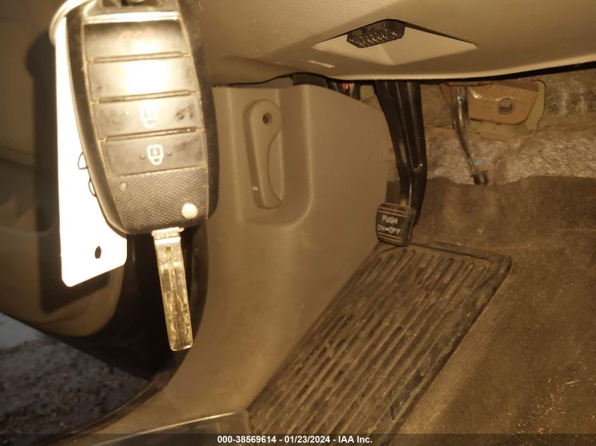 2015 KIA SEDONA LX - KNDMB5C19F6033128