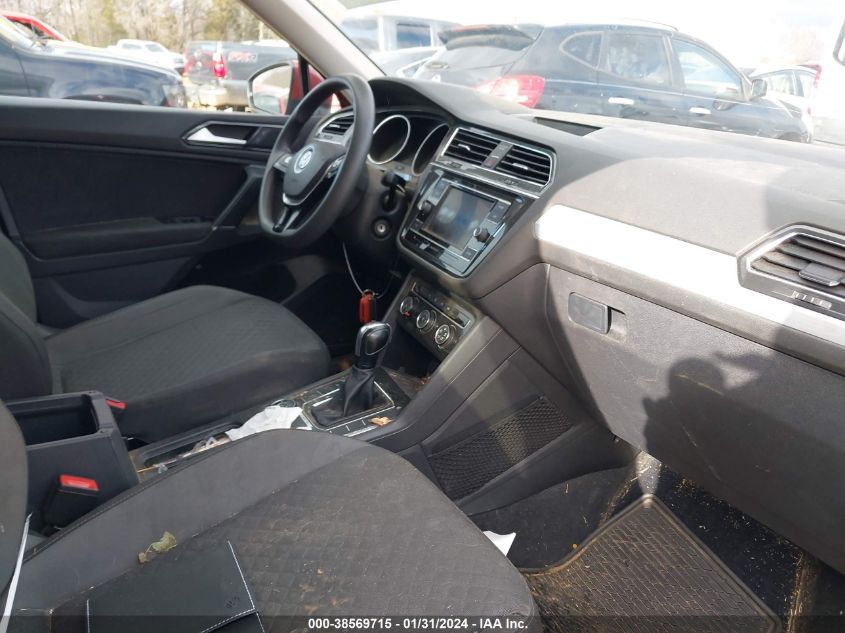 2018 VOLKSWAGEN TIGUAN S - 3VV0B7AX1JM054812