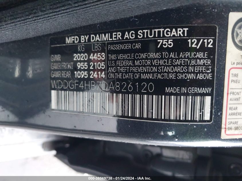2013 MERCEDES-BENZ C 250 LUXURY/SPORT - WDDGF4HB7DA826120