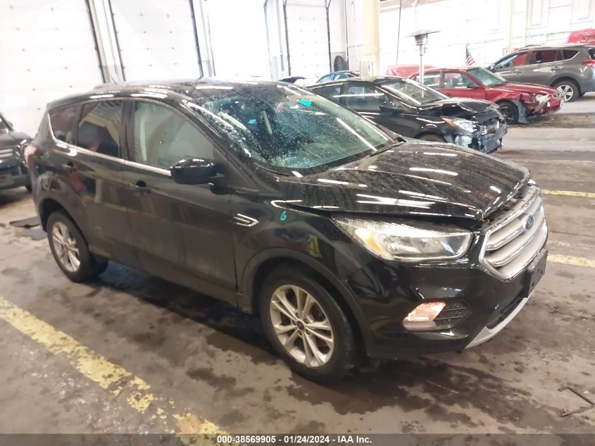 2017 FORD ESCAPE SE - 1FMCU9G92HUC53525