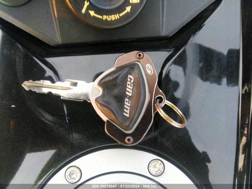 2015 CAN-AM SPYDER ROADSTER F3/F3-S 2BXRDDD21FV000593