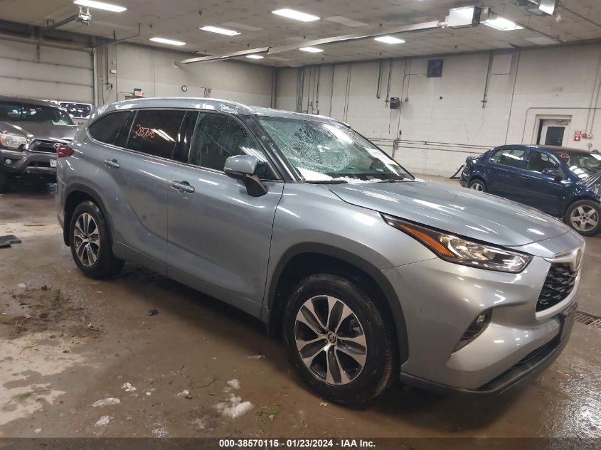 2020 TOYOTA HIGHLANDER XLE - 5TDGZRBH7LS009601