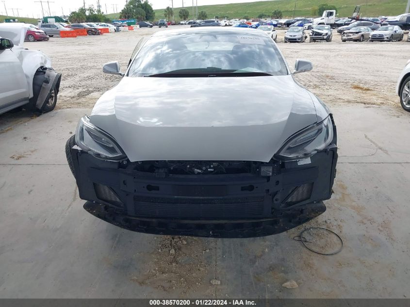 2018 TESLA MODEL S 100D/75D/P100D - 5YJSA1E28JF244343