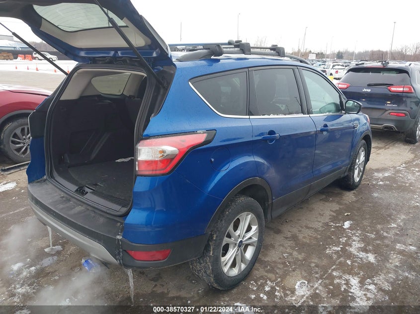 VIN 1FMCU9GD0JUB07456 2018 FORD ESCAPE SE
