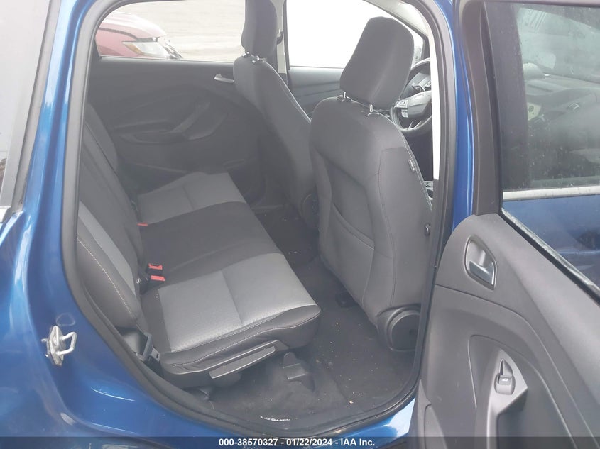 VIN 1FMCU9GD0JUB07456 2018 FORD ESCAPE SE