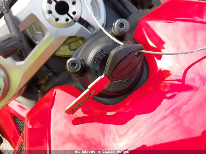 2023 DUCATI PANIGALE V4S ZDMDAGWW5PB006933