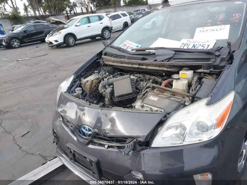 2015 TOYOTA PRIUS TWO - JTDKN3DU5F1979834