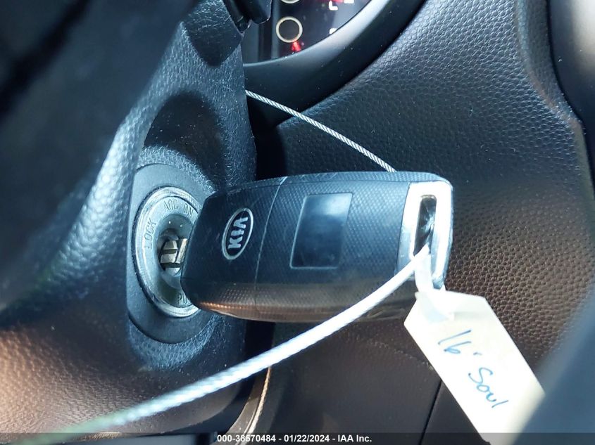 2016 KIA SOUL + - KNDJP3A55G7862420