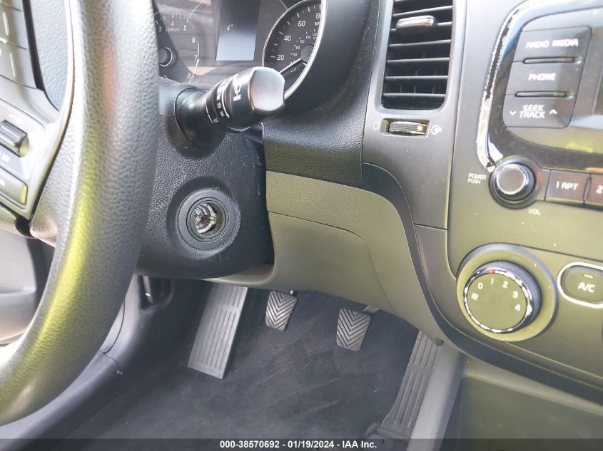 2017 KIA FORTE LX - 3KPFK4A77HE029246