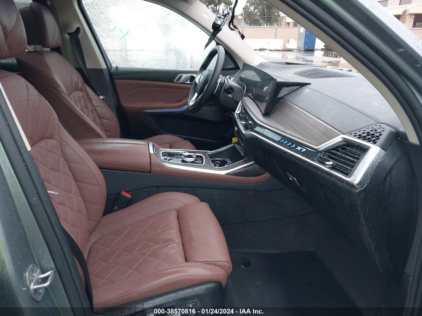 VIN 5UX23EM02P9R81069 2023 BMW X7 XDRIVE40I