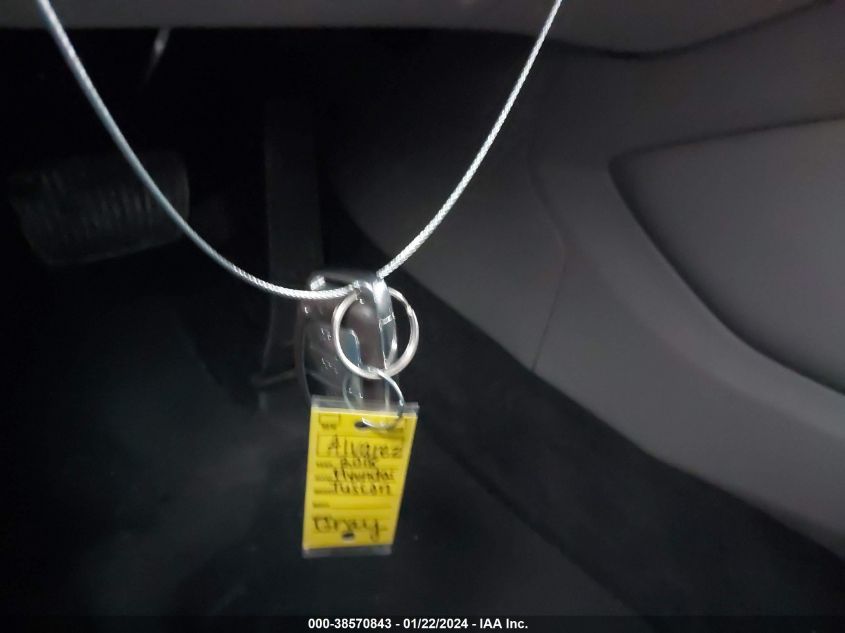 2018 HYUNDAI TUCSON LIMITED/SPORT AND ECO/SE - KM8J33A21JU749702