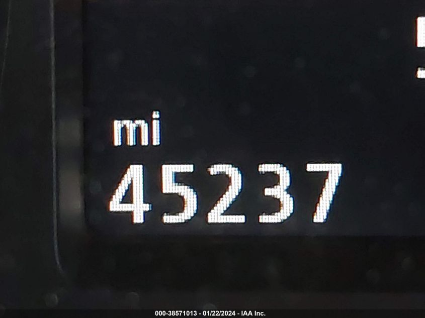 2018 VOLKSWAGEN PASSAT SE - 1VWBA7A36JC023383