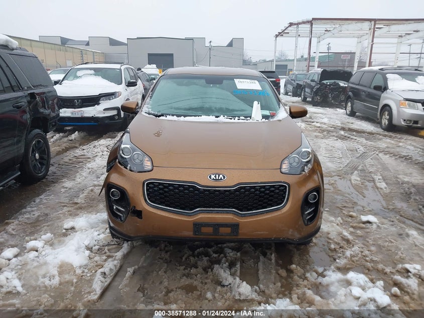 VIN KNDPMCAC5H7161170 2017 KIA SPORTAGE LX